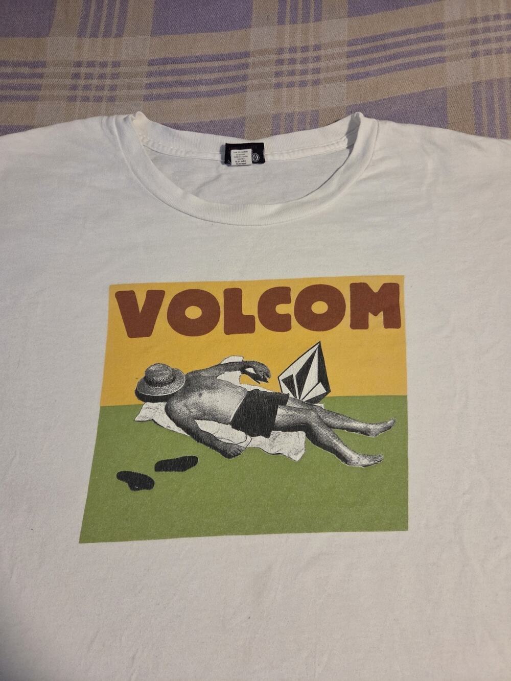 Vintage 90s Y2k VOLCOM Graphic T Shirt L Skate Surf Beach Lounge XXL 2XL Rare